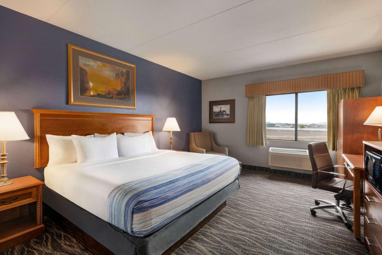 Americinn By Wyndham Laramie Near University Of Wyoming Exterior photo