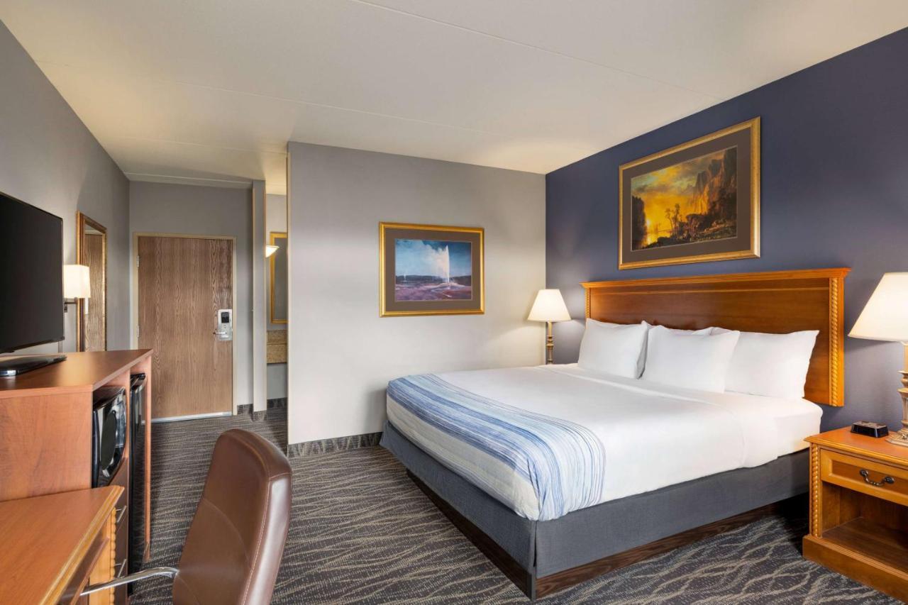 Americinn By Wyndham Laramie Near University Of Wyoming Exterior photo