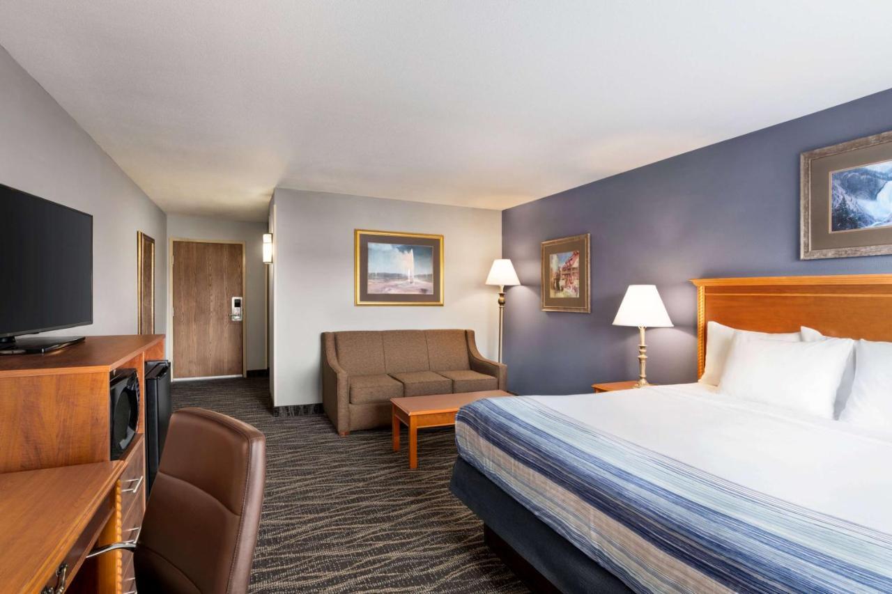 Americinn By Wyndham Laramie Near University Of Wyoming Exterior photo